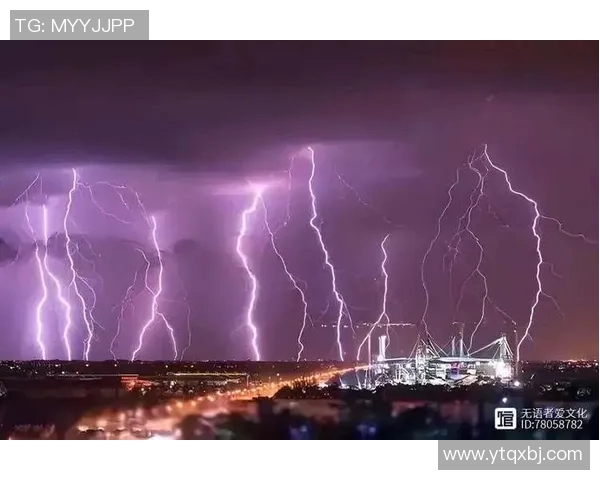 雷霆之力：探索自然现象中的电能奥秘与神秘力量